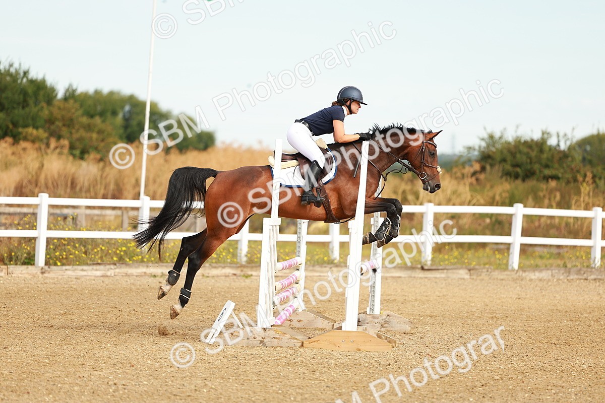 SBM_002000 - Class 8 - Clear Round