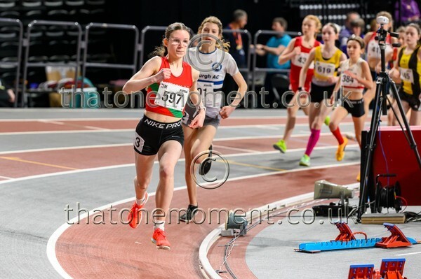 Age26SUN-910047 - Track Female Set Two