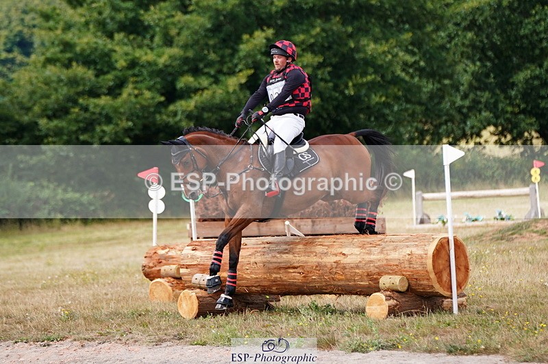 250802A-122822-04013 - A-026-Dan.Andrews-GALOPIN.B