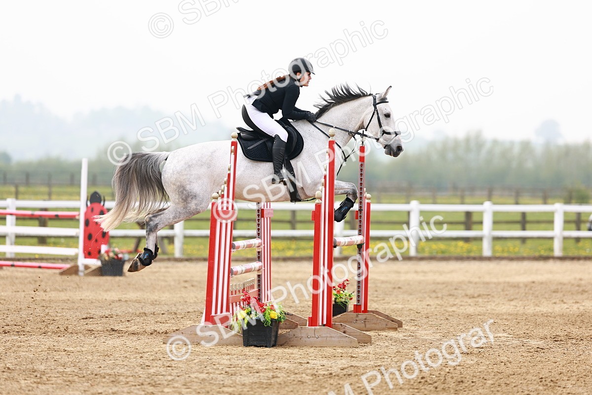  - Class 18 - Senior Newcomers - 1.10m