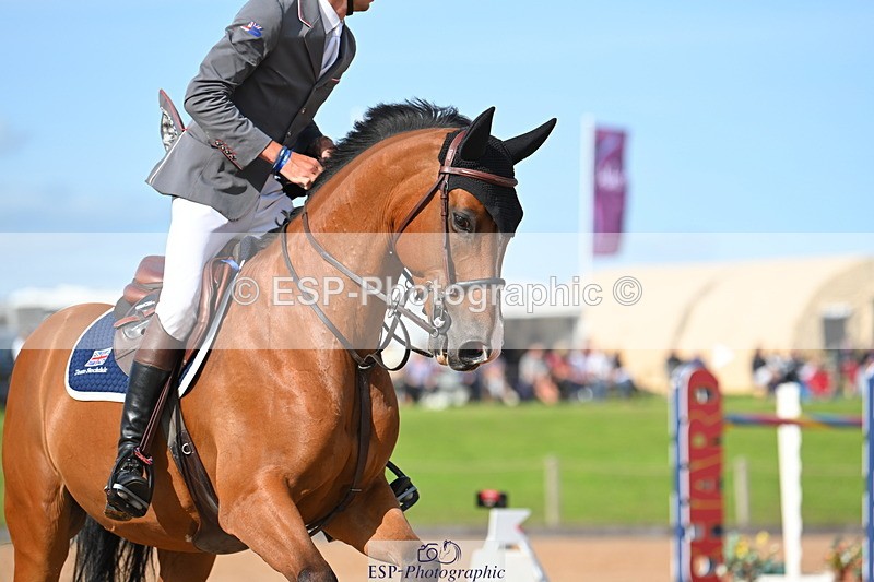 230721A-171146-08025 - Cls 10, 2 Star Big 1.45m Break to End