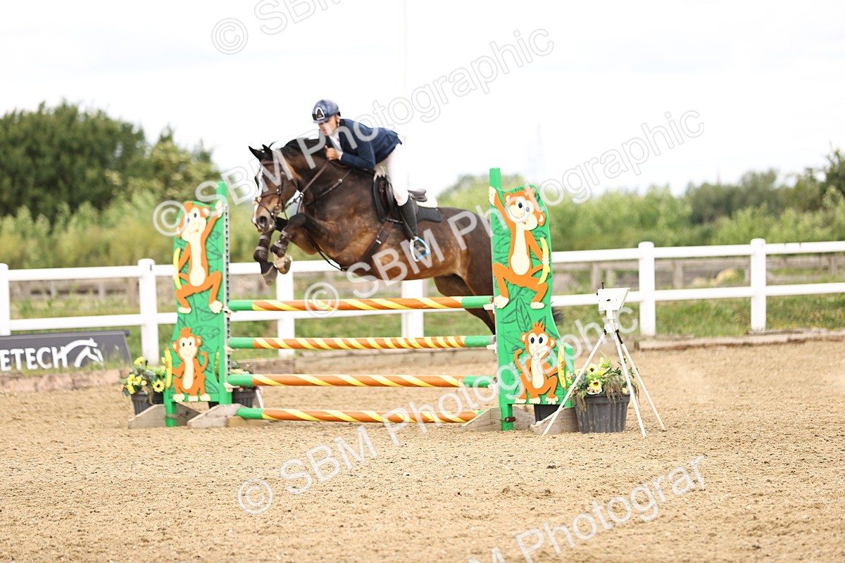 SBM_007393 - Class 18 - Senior 1.05m