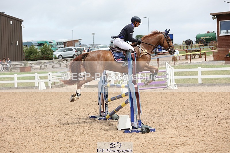 250625-130449-00832 - Cls 4 Newcomers and 1.10m Open