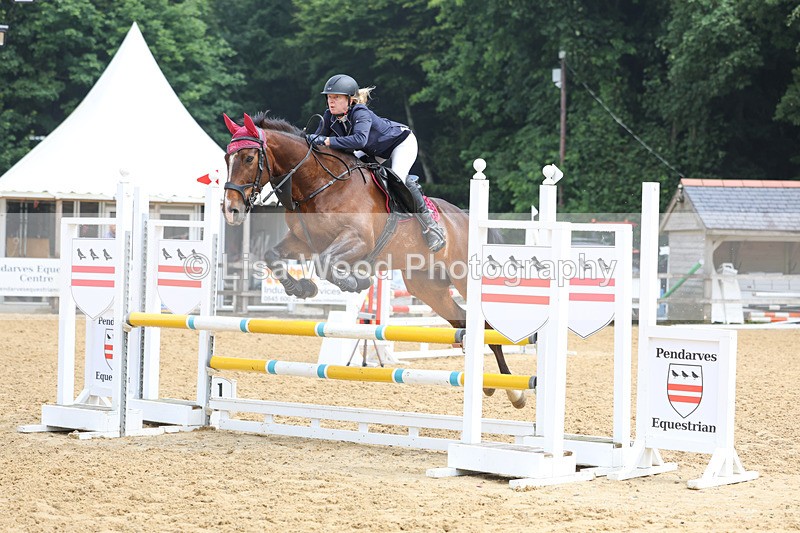 3E7A5721 - Class 5: Senior 95cm