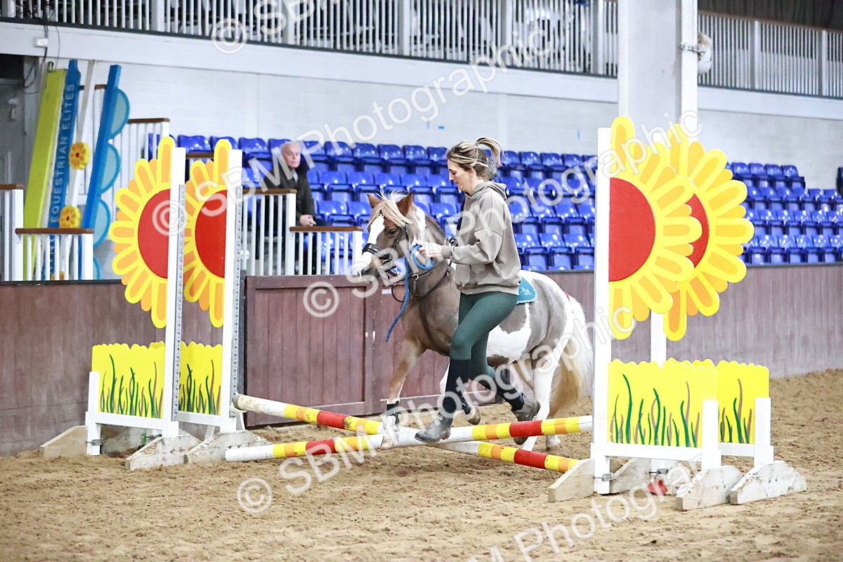 SBM_000034 - Class 1 - Cross Pole Jumping 30cm 40cm