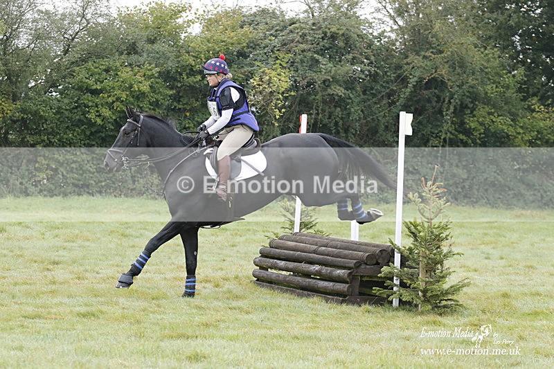 WWHT 171021 0575 - Novice Restricted (0.80m)  17/10/21