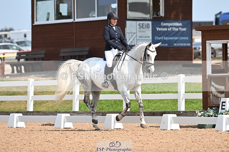 250816-125154-04574 - 075-Jackie.LimintonSaddlewood.Surprise