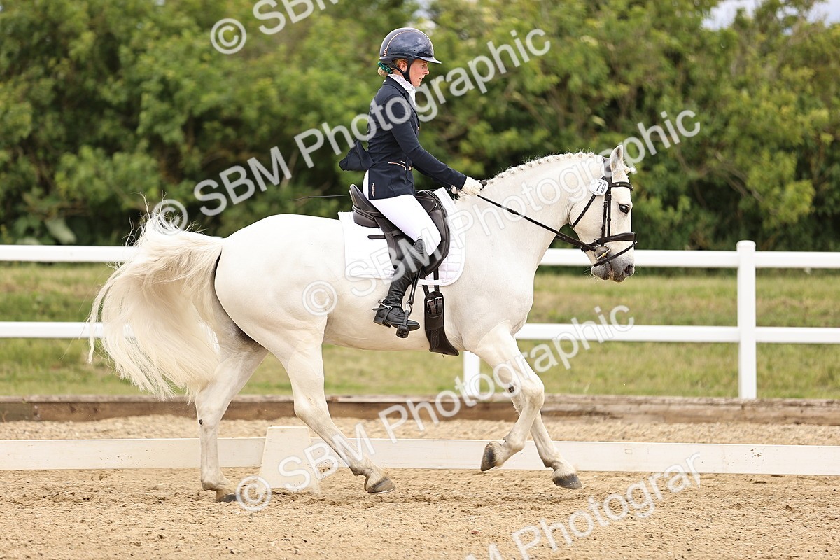 SBM_002878 - Class 2 - Novice 4 - 12.00-13.10