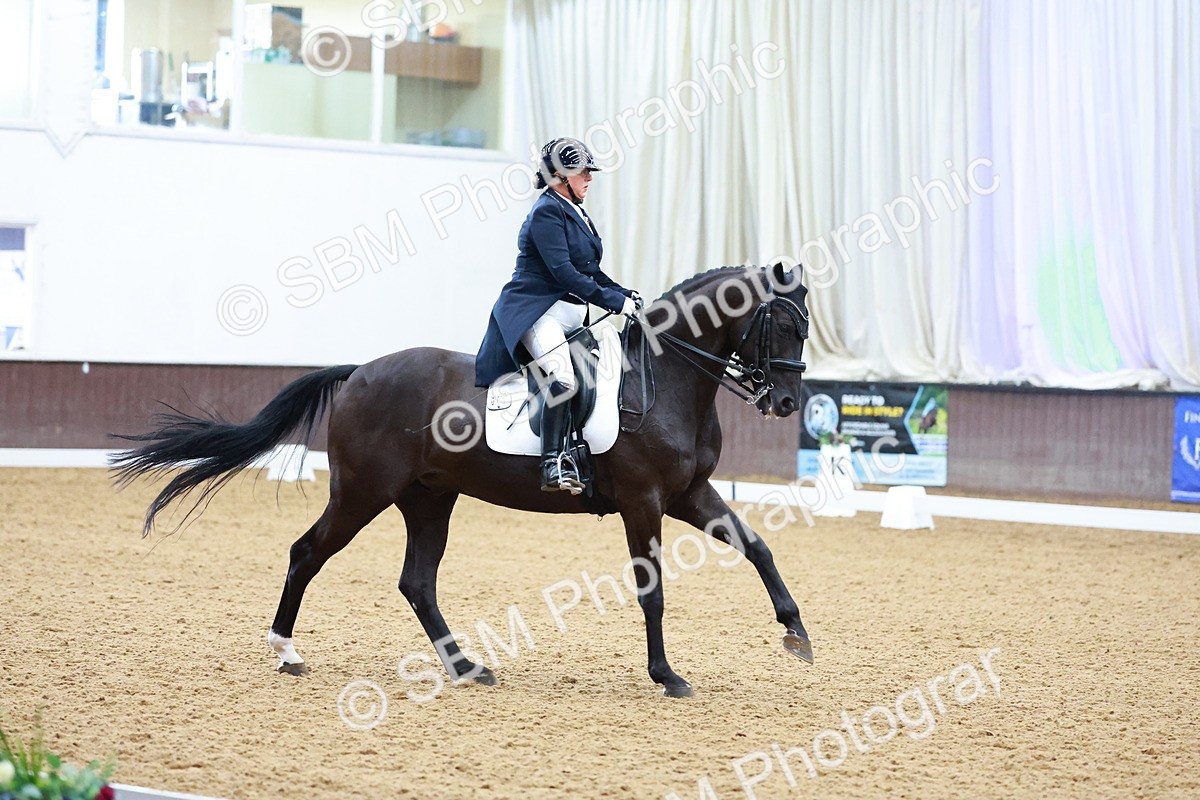 SBM_007727 - Class 9 - FEI INT II - 16.54.17.57