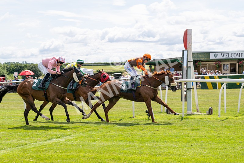 090725-Race 1-Without Delay-2387