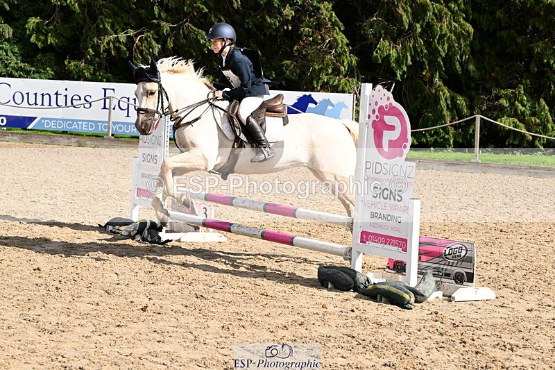 251004A-134633-01330 - Classes 6 & 7 60cm