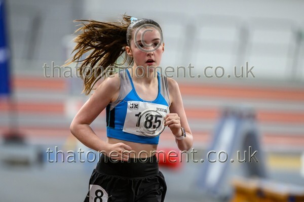 Age26SUN-927662 - Track Female