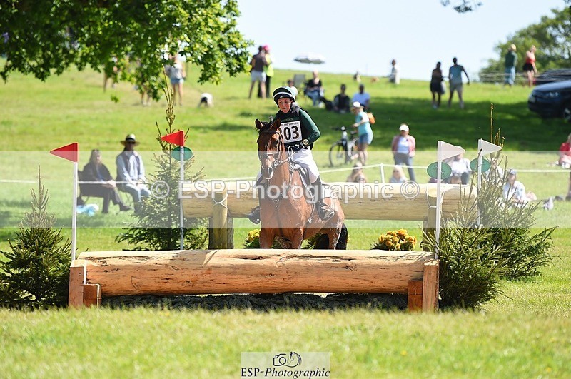 230527-111040-09106 - 303-JESMOND_RENARD-Susie_Berry-XC