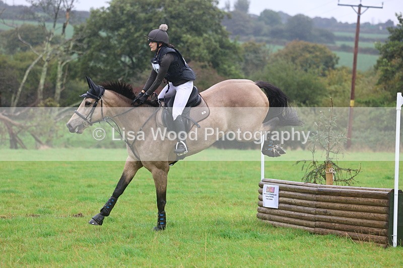 3E7A1166 - Class 2: 70cm: Half Roll Top