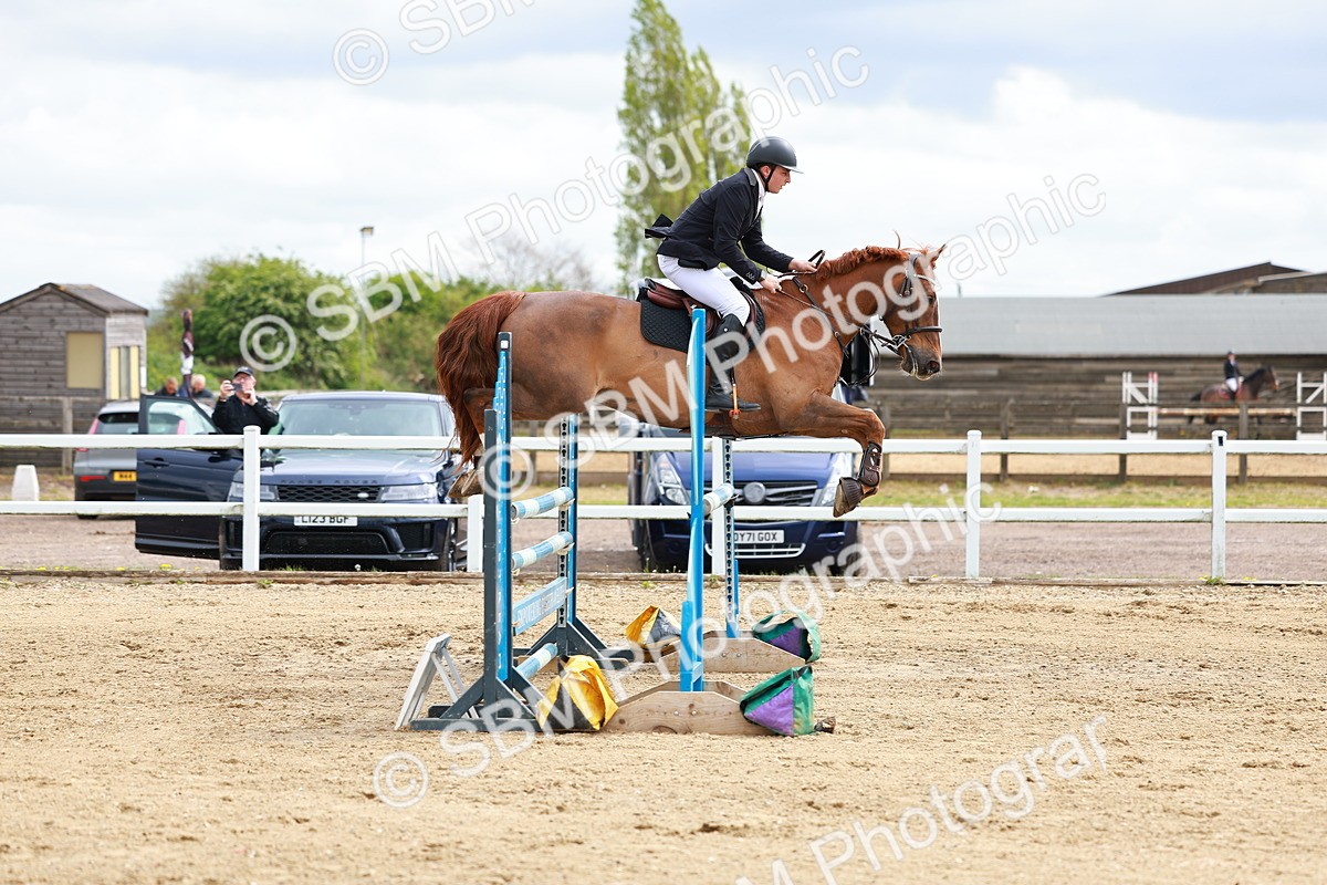 SBM_002472 - Class 10 - Senior Newcomers - 1.10m