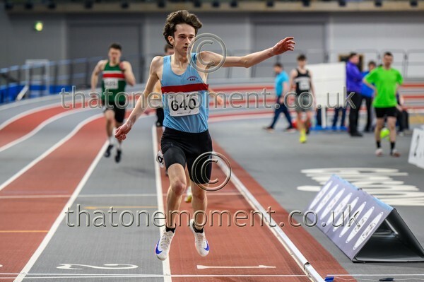 SeniorInd25-910475 - Track Male Set Two