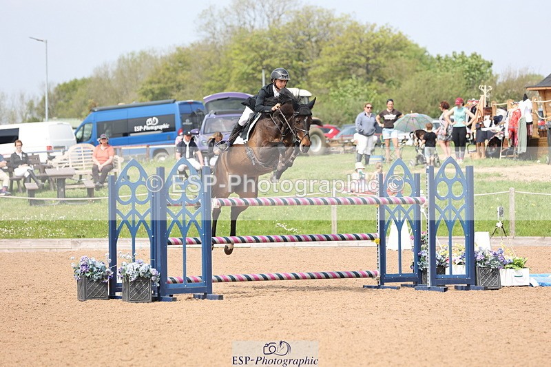 240511A-143438-14350 - Cls 36 National 1.30m Open