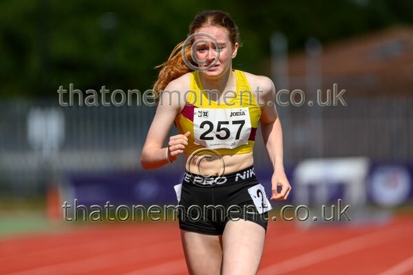 Age25SAT-926284 - Track Female Set One