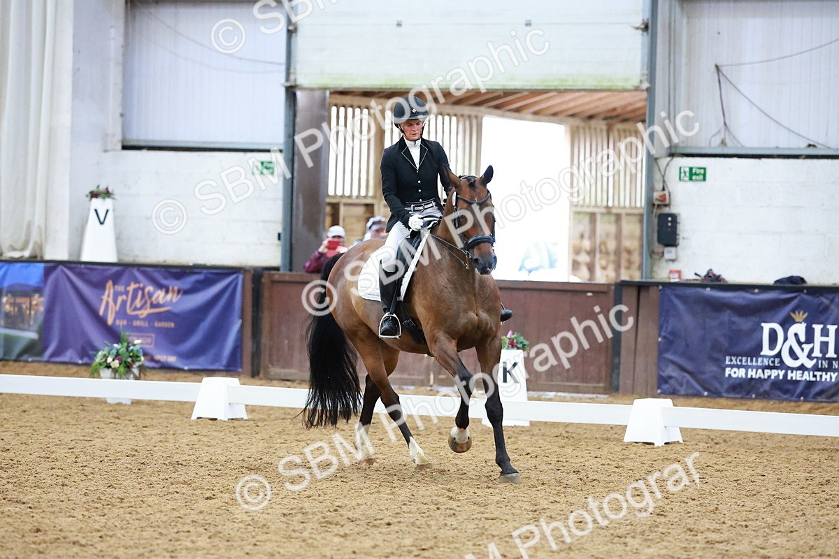 SBM_004348 - Class 12 - E2 Championship - 14.50-15.53