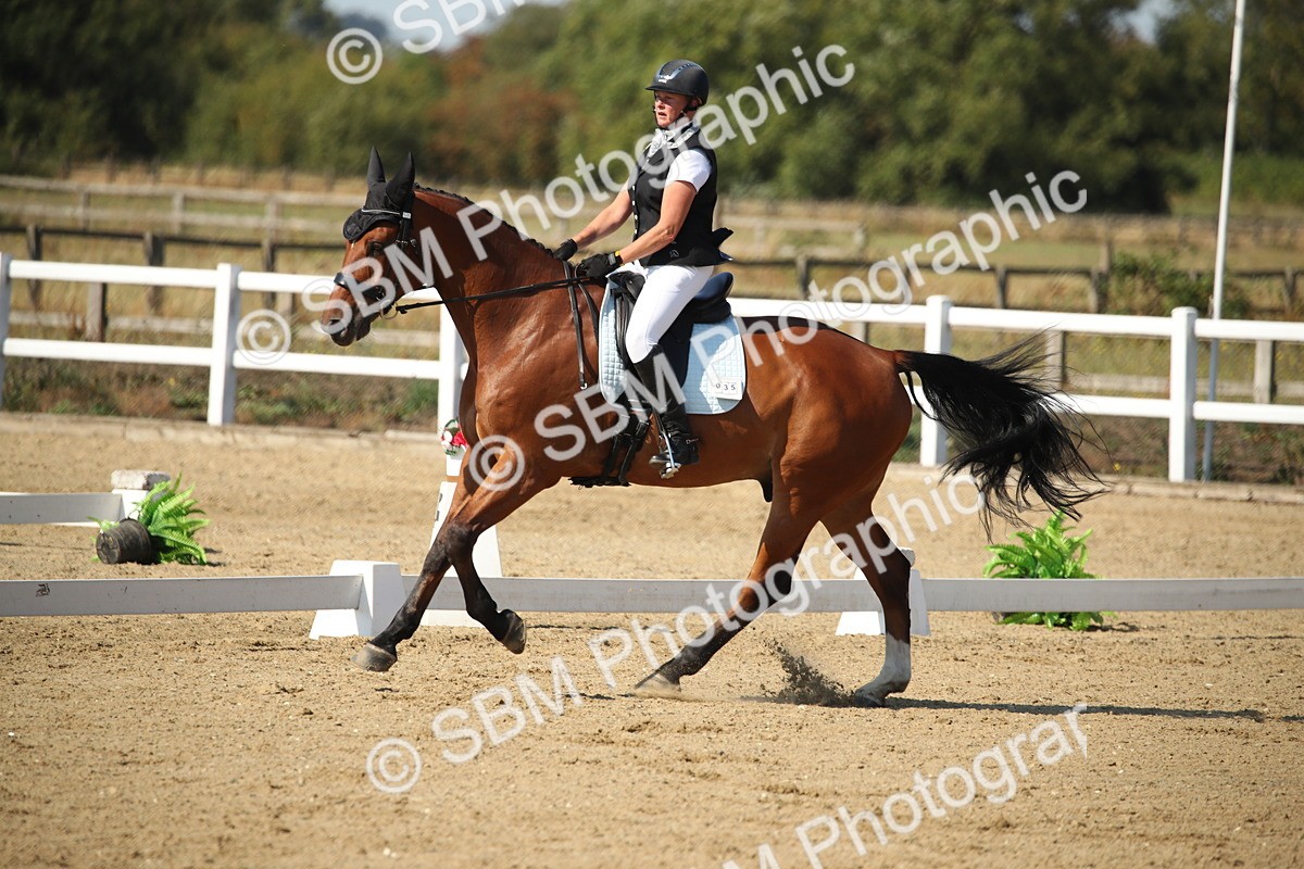 SBM_004149 - Class 11 - Novice 5 - 10.24-11.20