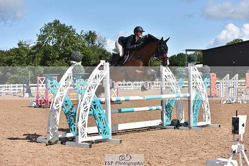 230806A-113048-01435 - Cls 17 Snr Discovery & 1m Open