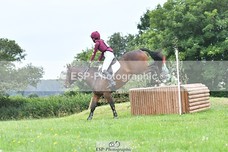 240803-123756-04250 - 077-Georgie_Selley-VICARSTOWN_VICTOR