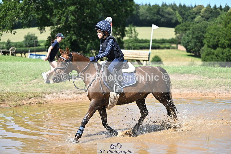 240729B-150227-03042 - Abbie's Group XC