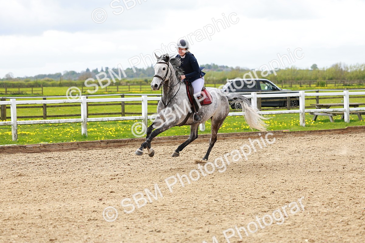 SBM_002429 - Class 10 - Senior Newcomers - 1.10m