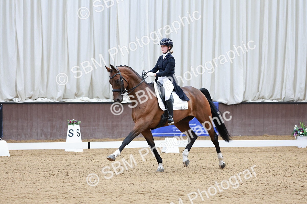 SBM_016084 - Class 5 - FEI INT II - 15.48-17.00