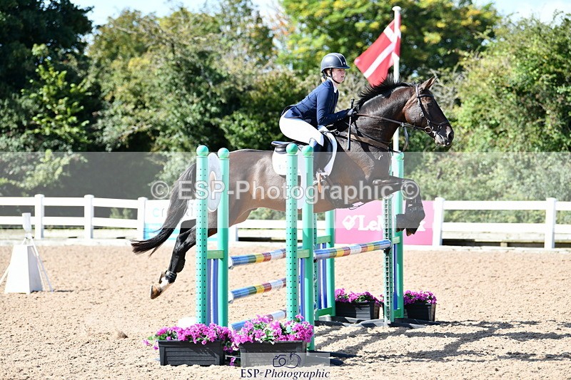 240913A-111812-03658 - Cls 21 Snr Discovery and 1m Open