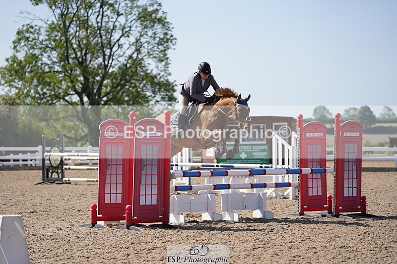 230527A-100250-03512 - Cls 19 British Novice & 90cm Open