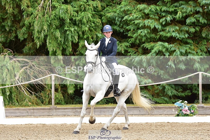 250719A-153548-06896 - 024-Neve.Moran-Clareville.Golden.Knight