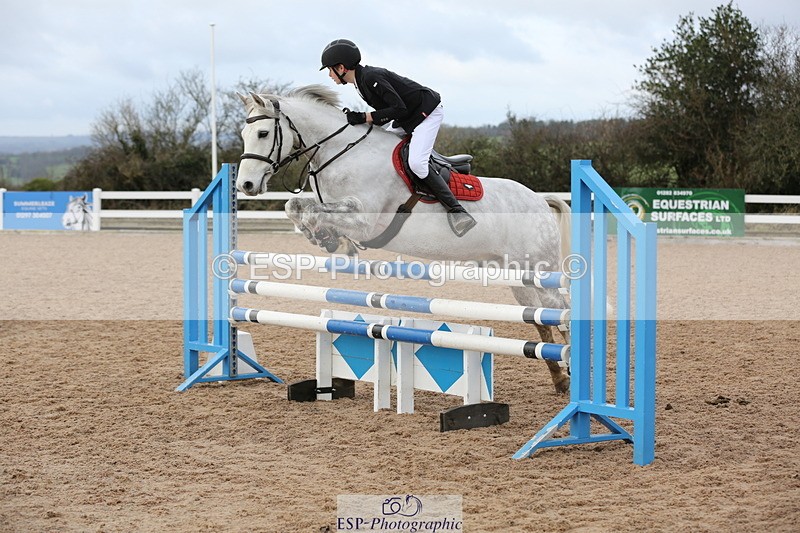 240211A-114116-02531 - Cls 5 Pony Newcomers & 1m Open