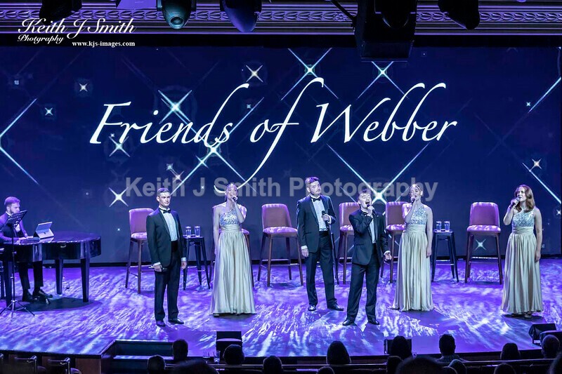 7KJS0421 - Ambition show team