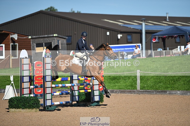 230903A-102716-03704 - Cls 12 95cm Amateur Quali