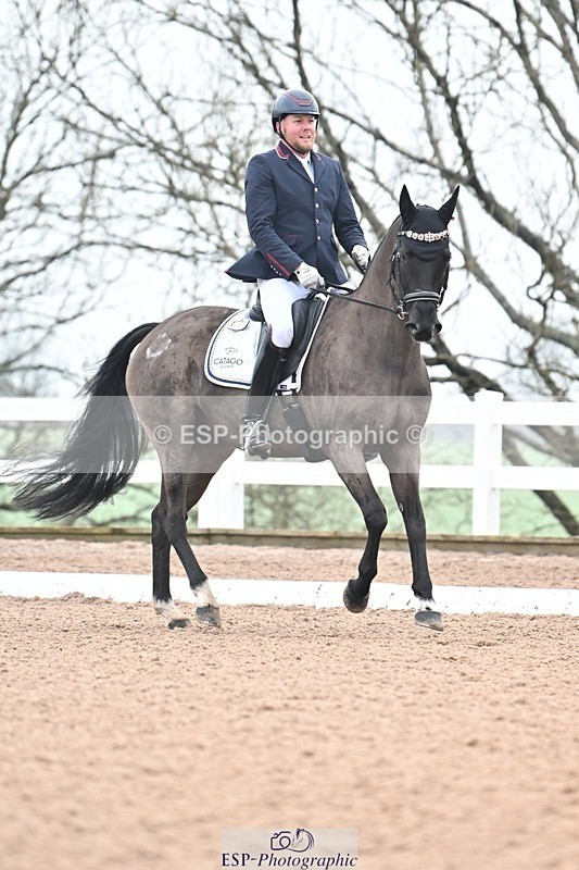 250216-101834-04603 - 213-Martyn.Humphrey-Isabeau.May