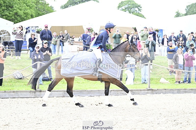 250525A-161556-18610 - Presentations Section C CCI 2 Star Long