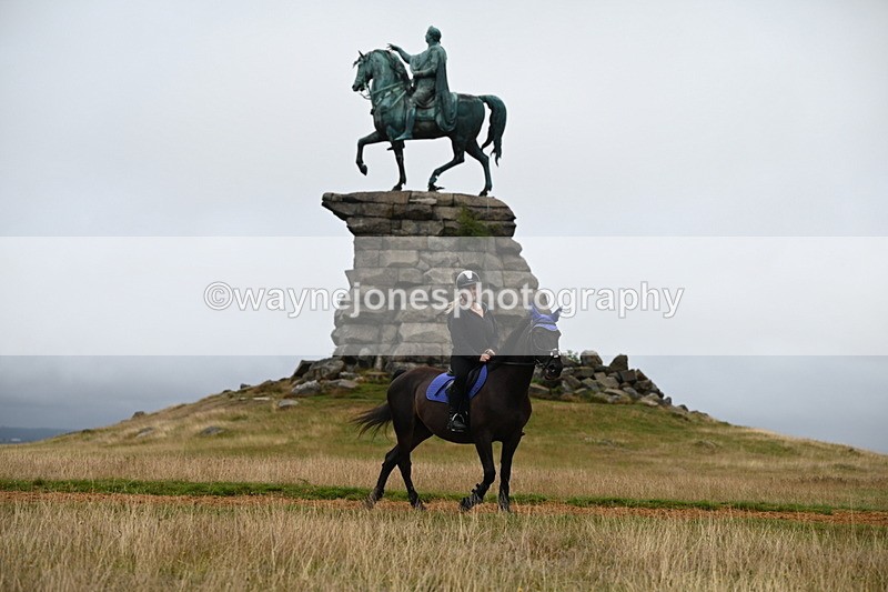 DSC_2204 - Time at Statue 12:13 to 12:32