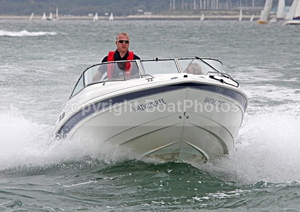 090815 WAIWURRIE IMG_8664 - Speedboats