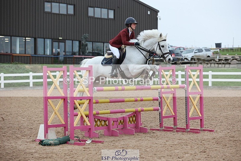 241116X-144541-02538 - Cls 15&16 Pony Nat 1.15m & 1.20m