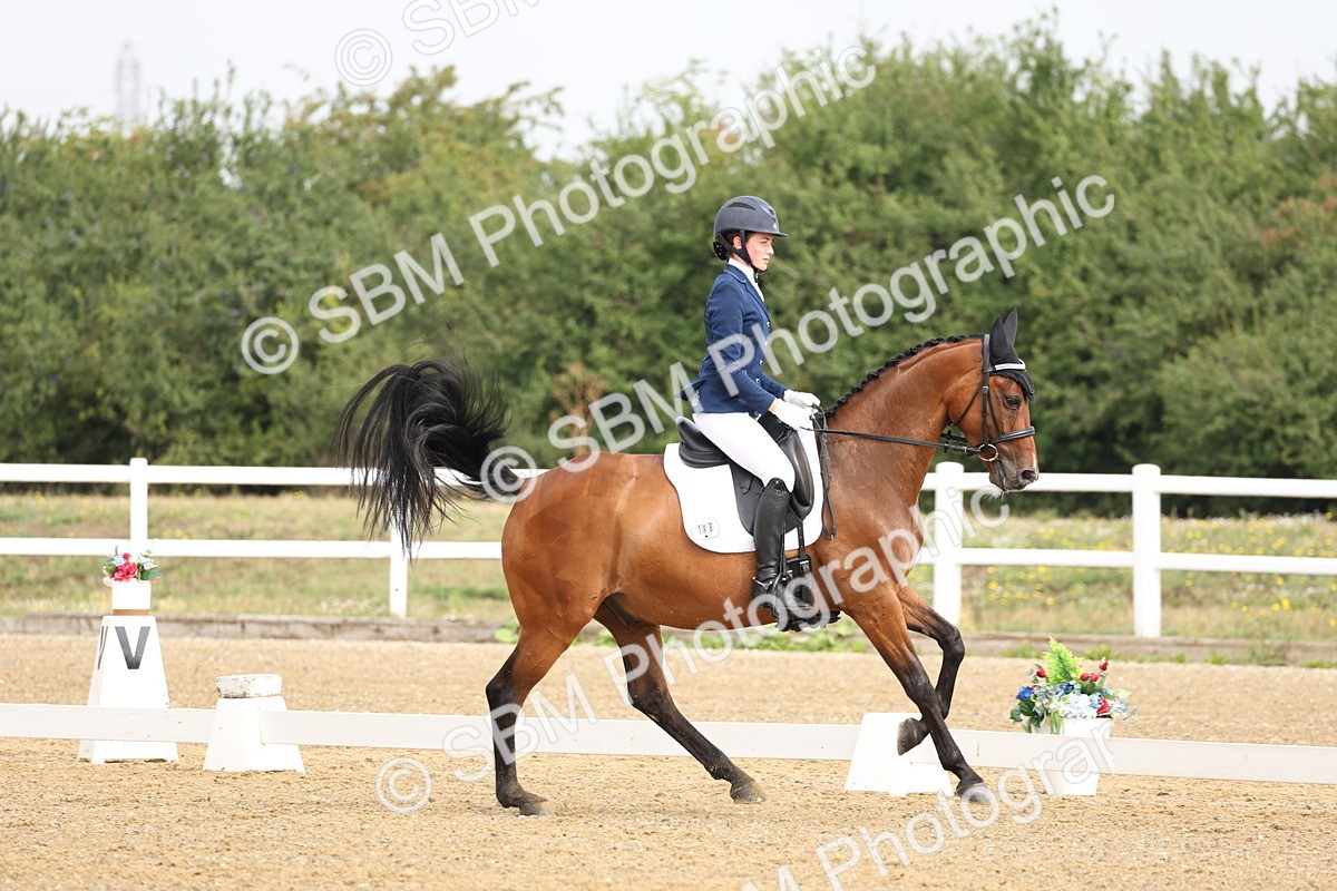 SBM_005485 - Class 6 - Novice 6 - 9.30-10.12