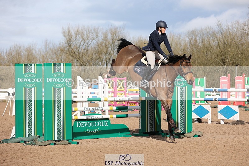 240223A-120241-01049 - Cls 4 Snr 1.05m Open