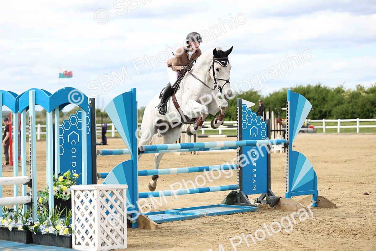 SBM_001337 - Class 5 - Senior Foxhunter - 1.20m