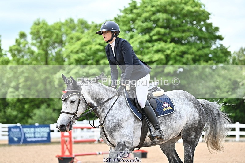 240523A-130058-01872 - Cls 4 Snr 1.20m Open