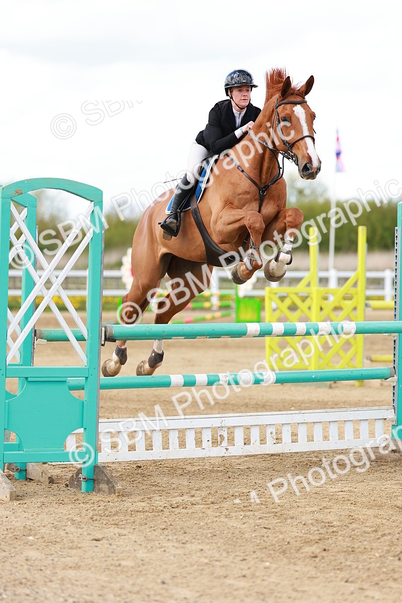 SBM_001906 - Class 4 - Senior Newcomers - 1.10m