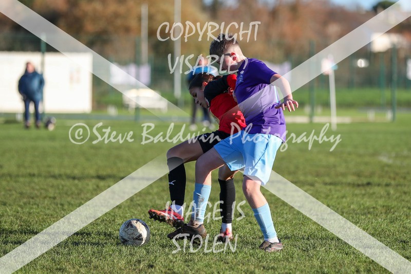 1DX20139 - 2025-11-23 FC Abbey Meads U13 Purple V Highworth Town Junior FC U13 T