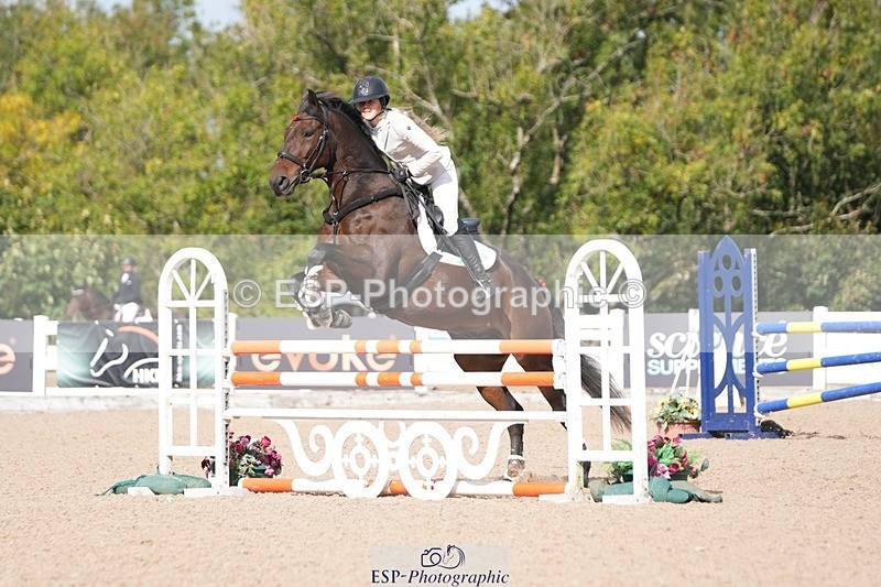251005-132454-03515 - Cls 27 1.05m Amateur Qualifier