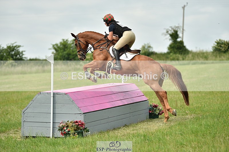 230617B-170618-01469 - XC 135