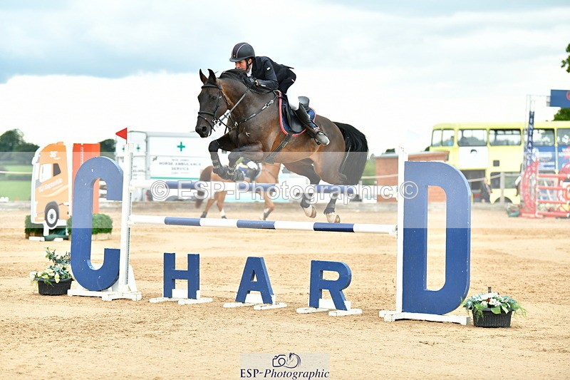 230720A-152154-03829 - Cls 9, 2 Star Big 1.40m Start to break