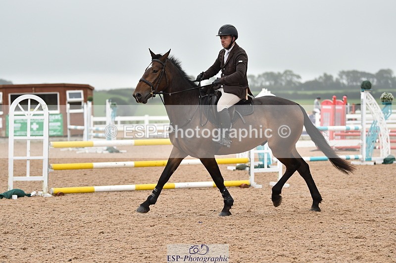 220829A-162826-00240 - 70cm Classes 3a 3b & 4